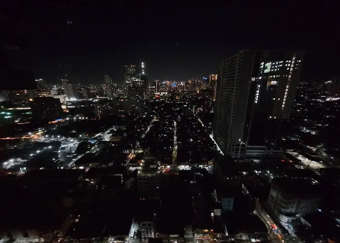 Big Modernstudio -3max -2pet -parking -24sqm -picc,moa,ccp,picc Manila