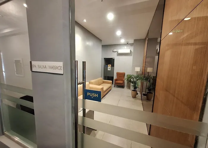 Big Modernstudio -3max -2pet -parking -24sqm -picc,moa,ccp,picc *